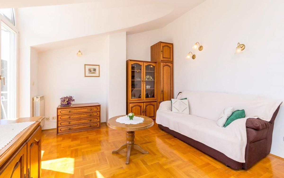 Apartments Pradolando Pula Exterior photo